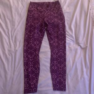 FABLETICS- high waist power hold 7/8 leggings